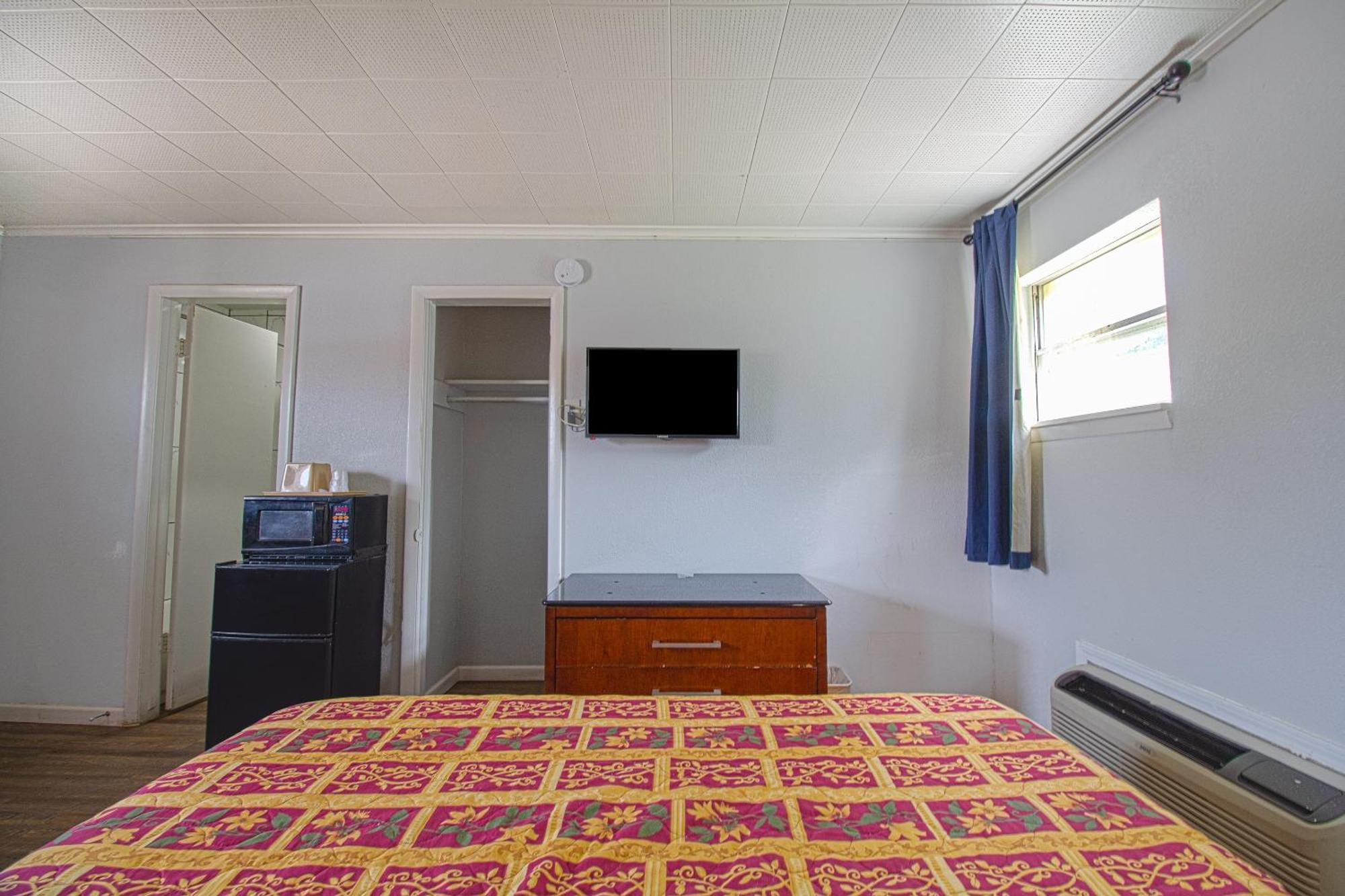 Oyo Hotel Mcalester Ok S Main St Экстерьер фото